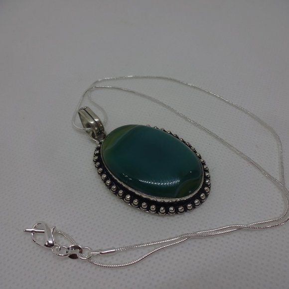 Gorgeous "GREEN BOTSWANA AGATE" Handmade Sterling Pendant on a 18" Chain 496 - Picture 3 of 3